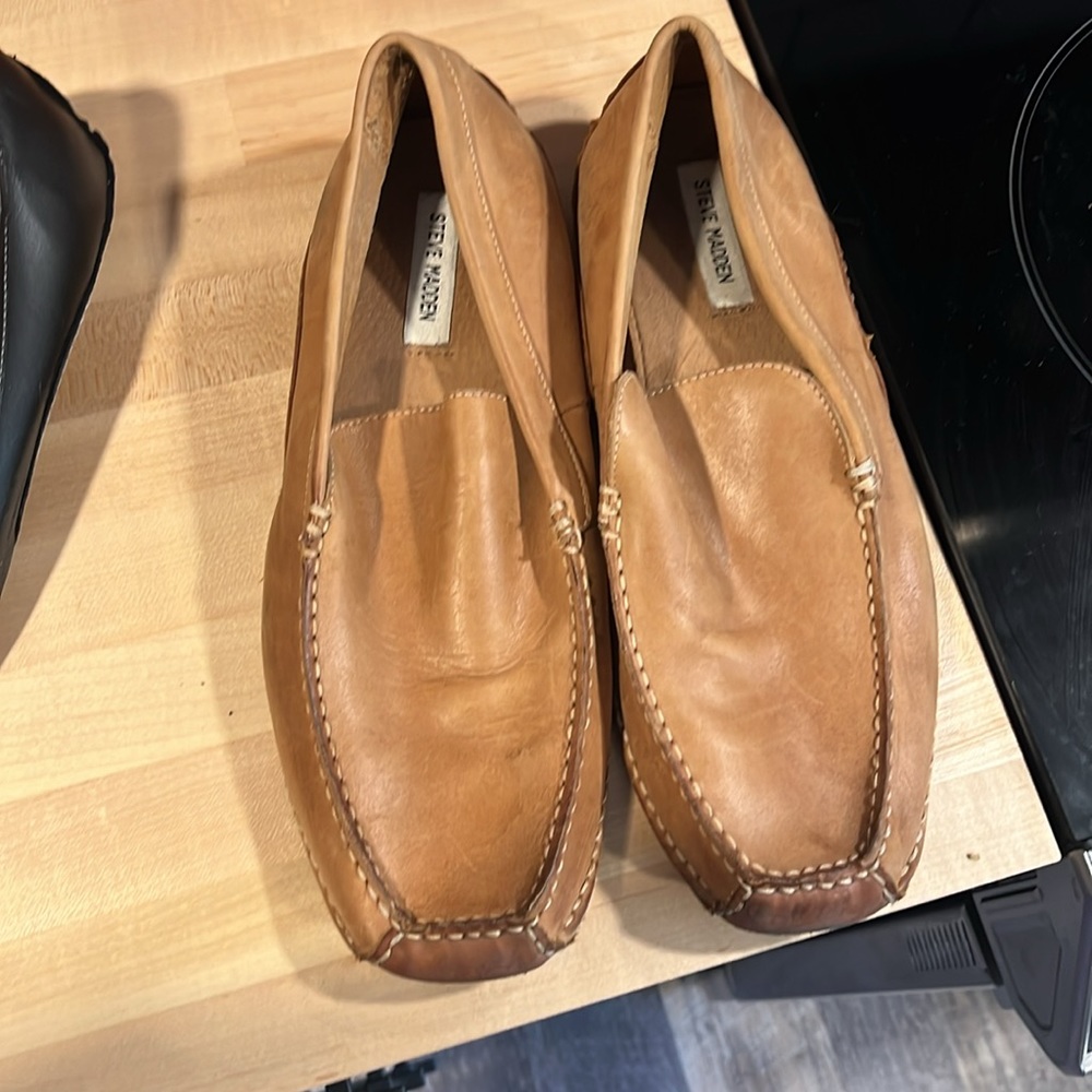 Steve Madden - Picture 2 of 3